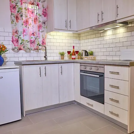 Vicky's Luxury شقة *